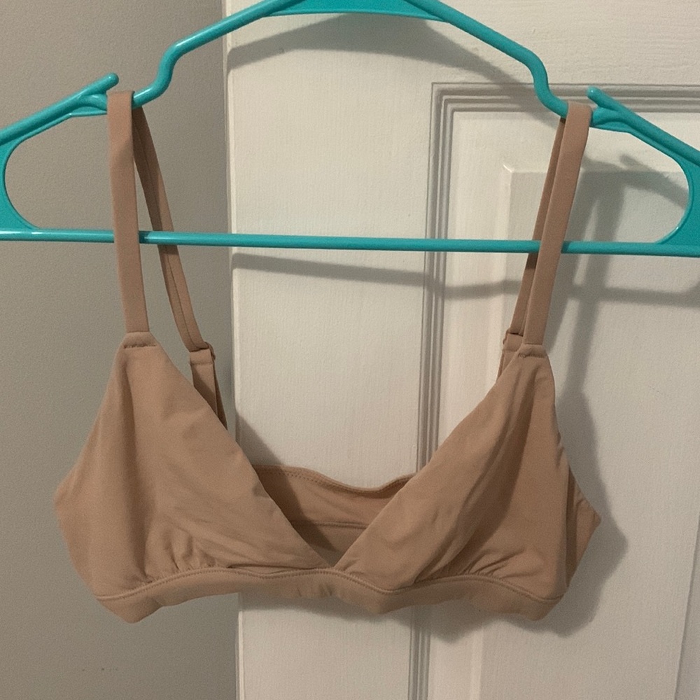 Skims Fits Everybody Triangle Bralette NWOT